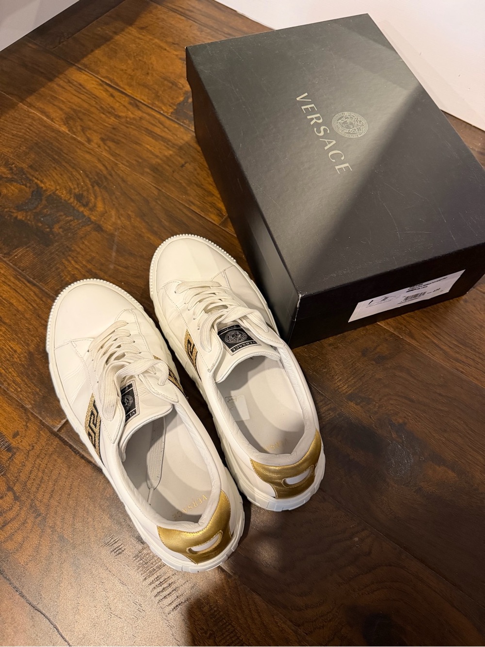 Versace Cream & Gold Leather Low-Top Sneakers